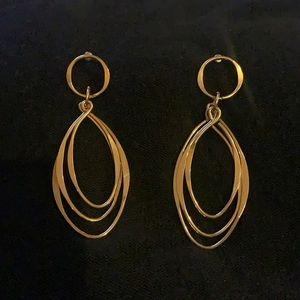 Gold dangling earrings